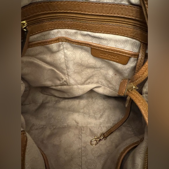 Michael Kors Brown Shoulder Bag - Picture 14 of 16